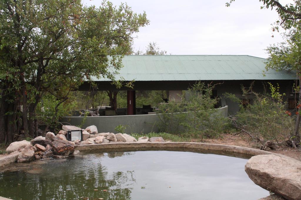 Tingala Lodge - Bed In The Bush พาลาบอร์วา ภายนอก รูปภาพ